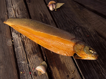 Фото Спинка чира холодного копчения в/у с головой