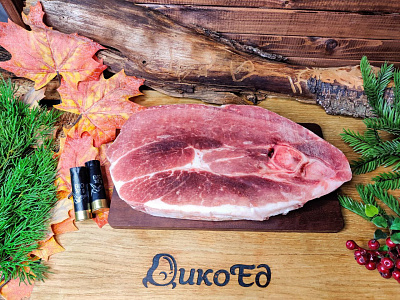 Превью Стейк из окорока кабана на кости