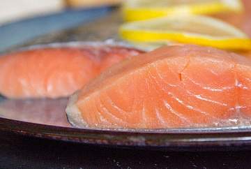 Лосось филе (сёмга) слабосоленая  Трим B 1,8+ Фото Лосось филе (сёмга) слабосоленая  Трим B 1,8+