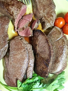 Превью Стейк из европейского оленя (стриплойн)