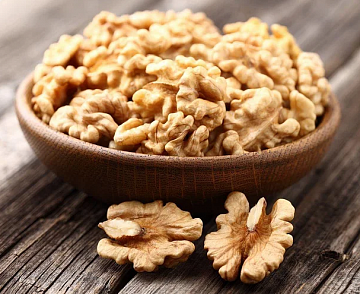 Грецкий орех (бабочка) Фото Грецкий орех (бабочка)